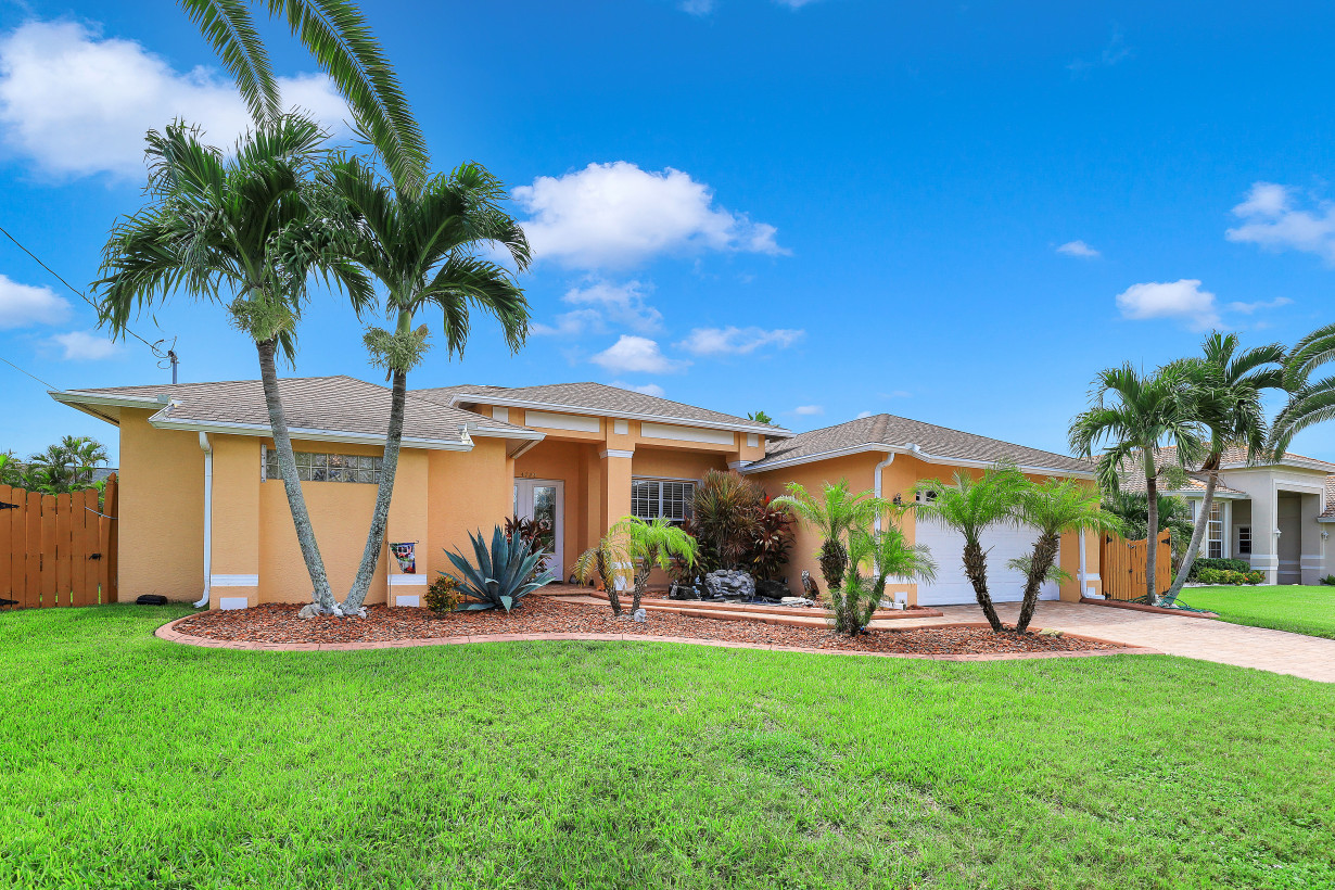 4720 SW 23rd Ave, Cape Coral, FL 33914