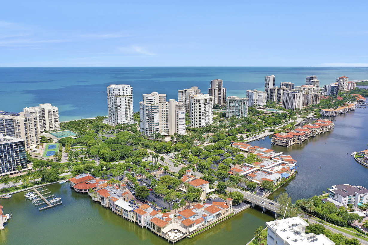 4401 Gulf Shore Blvd N 507, Naples, FL 34103